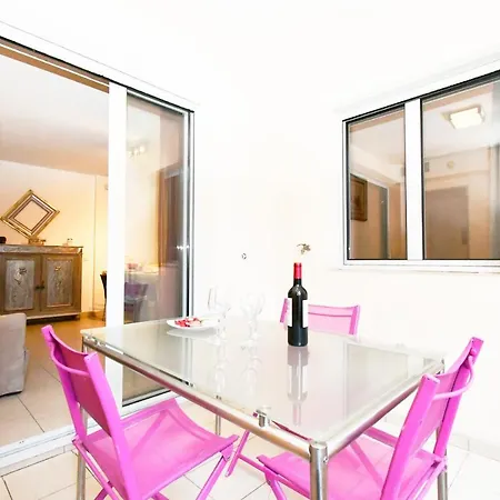 Appartement Chez Antonella E Palais De 1 A 12 Personnes App 6 E 7